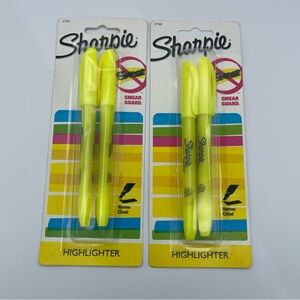 Sharpie Highlighters 4-Pack (2x 2-Packs) Fluorescent Yellow Smear Guard #27162‎